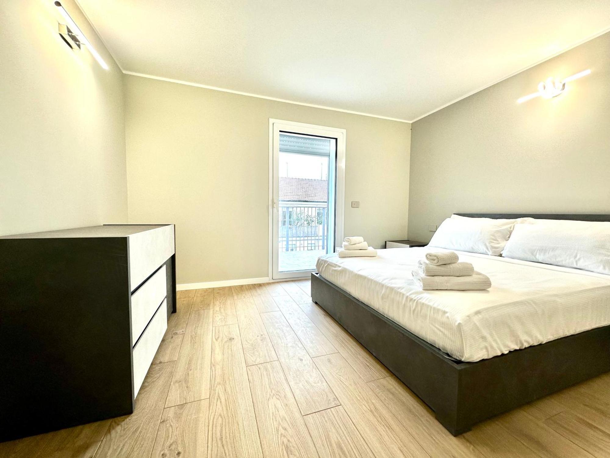 Be-C0 Sempione Luxury Apt Milan Exterior photo