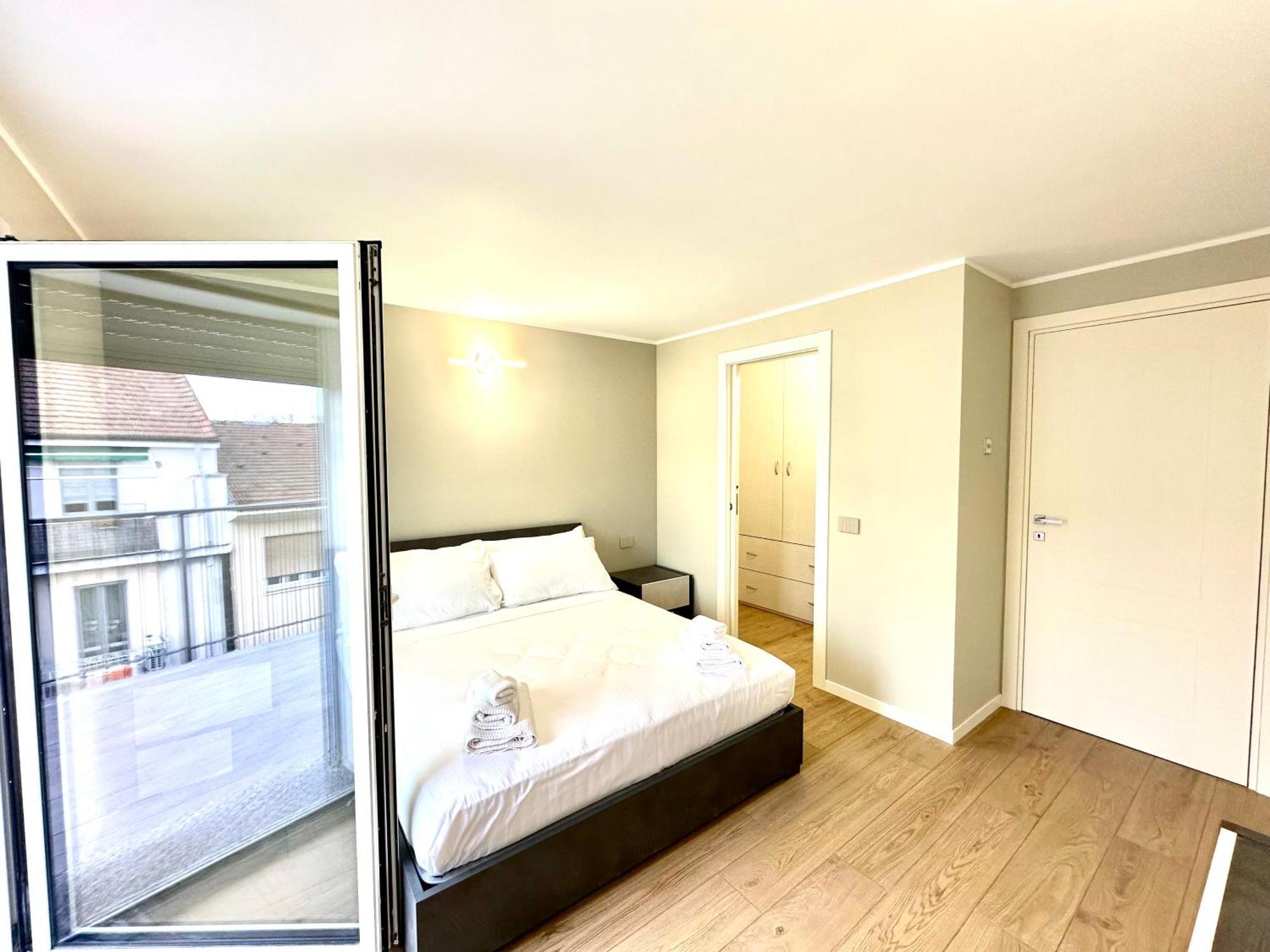 Be-C0 Sempione Luxury Apt Milan Exterior photo